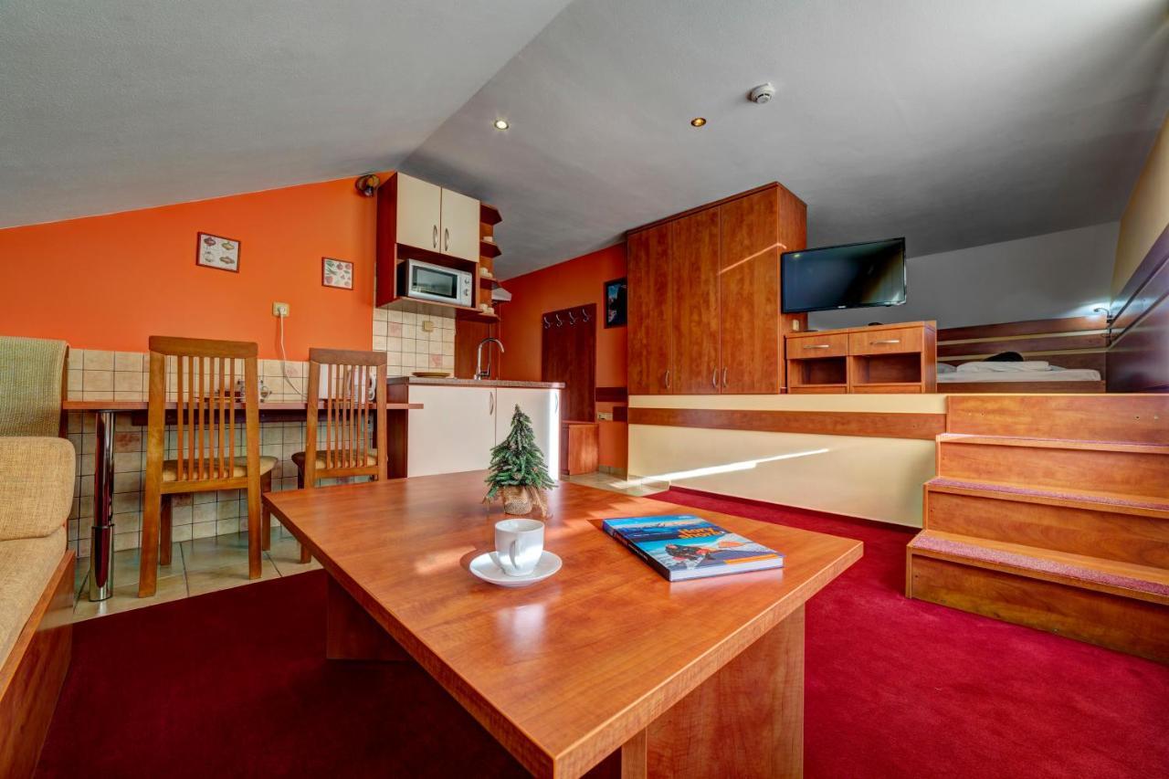 Apartmanovy Dom Slniecko Žiar エクステリア 写真