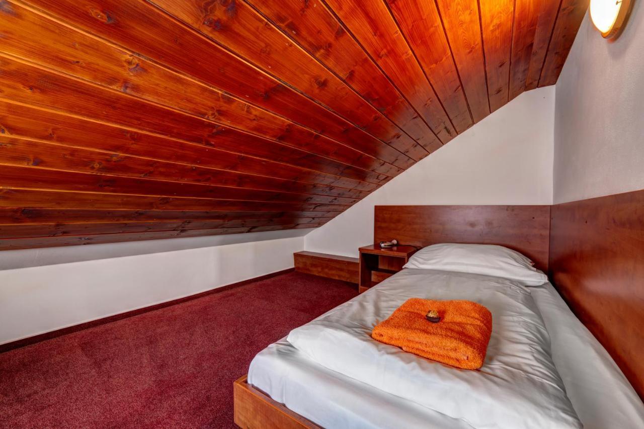 Apartmanovy Dom Slniecko Žiar エクステリア 写真