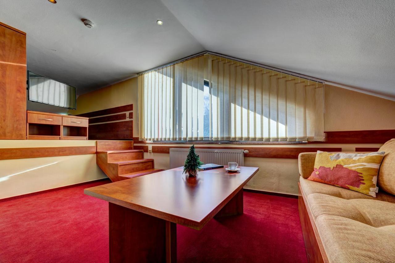 Apartmanovy Dom Slniecko Žiar エクステリア 写真