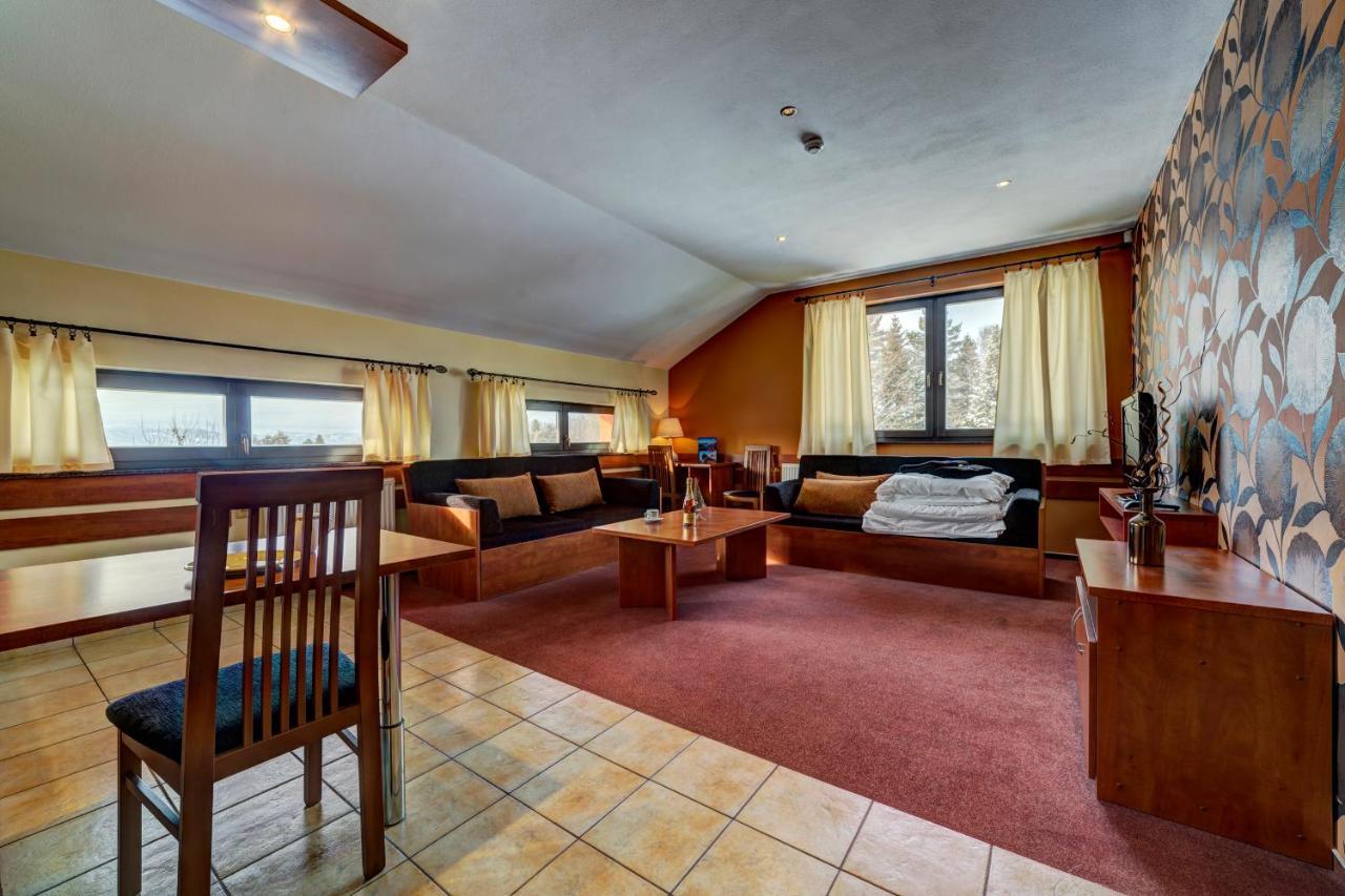 Apartmanovy Dom Slniecko Žiar エクステリア 写真
